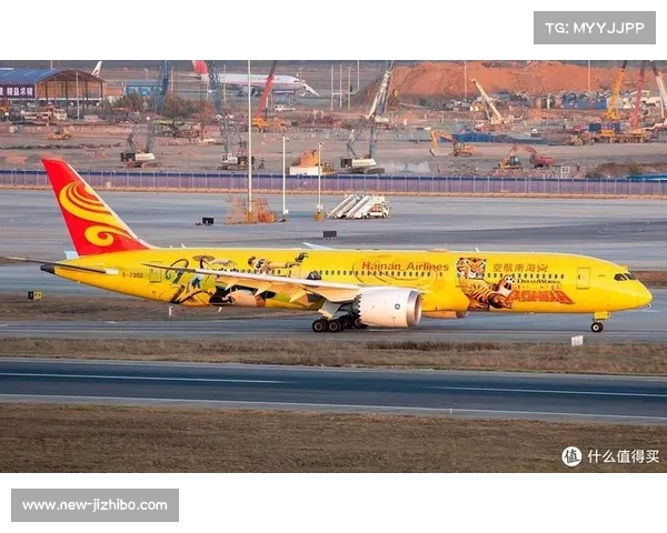 福州航空首航体育主题航班 王文教肖像机身彩绘致敬传奇人物 福州航空首航体育主题航班 王文教肖像机身彩绘致敬传奇人物