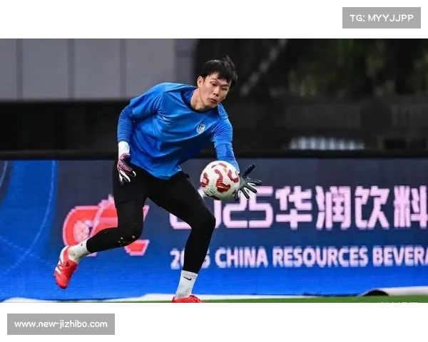 上海海港3-0浙江队,距中超三连冠仅一步之遥 上海海港3-0浙江队,距中超三连冠仅一步之遥