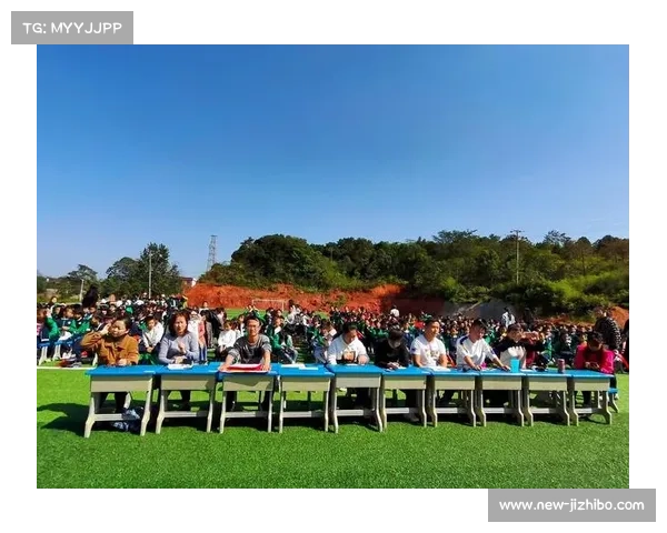 【高尔夫联赛·群众体育》通讯》明德实验学校构建“班级-年级-学校-年度”四级高尔夫成长链条